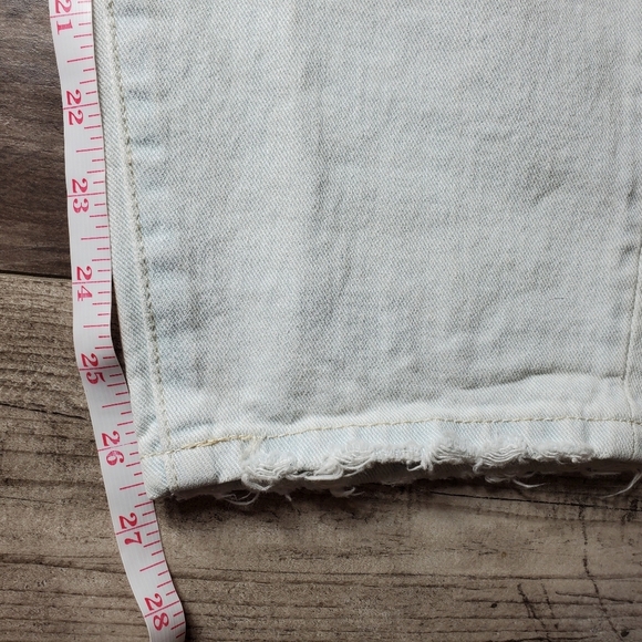 FLYING MONKEY WOMEN'S DISTRESSED HIGH-RISE JEANS SIZE 30 LIGHT WASH BLUE - Picture 8 of 16